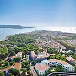 Blue Note -4 Etoiles-terrasse Vue-2 Parking *